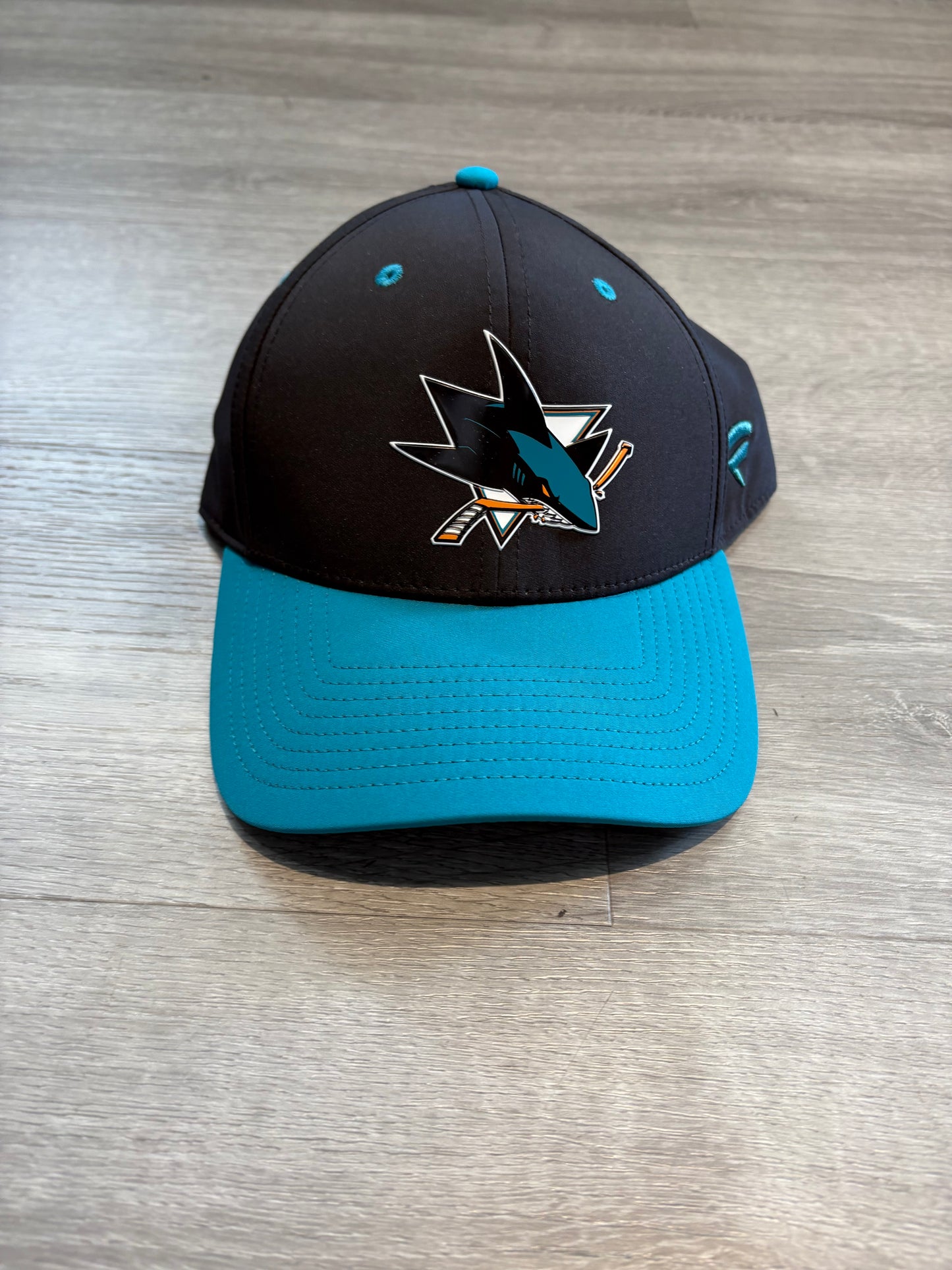 San Jose Sharks Team Issued Fanatics Black Men's Fitted Hat