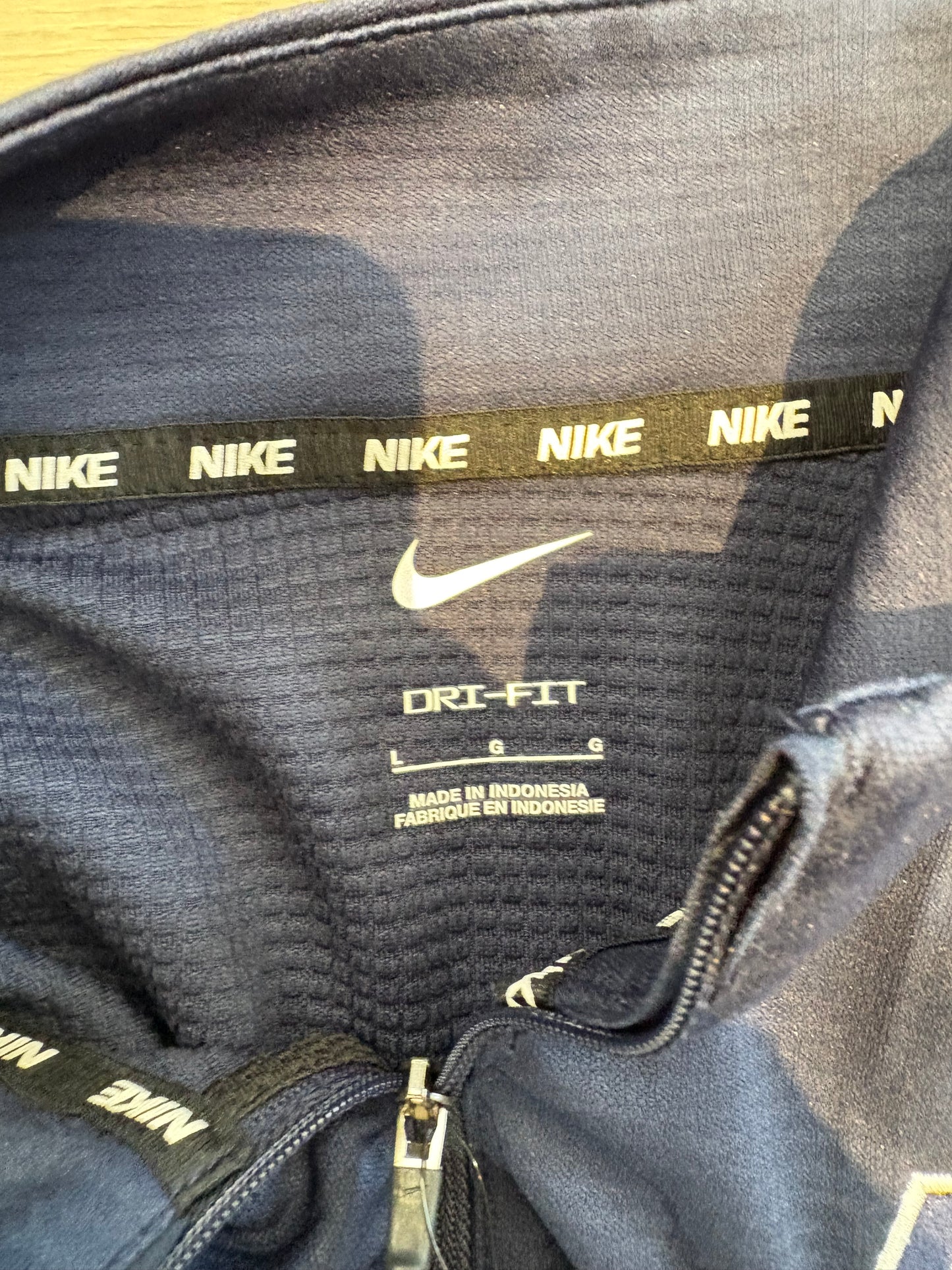 New Nike Team USA 1/4 Zip Light Weight Pullover (Large)