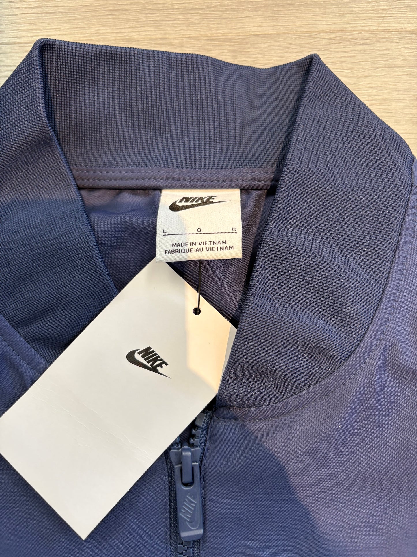 New Nike Team USA Full Zip Light Weight Jacket (Large)