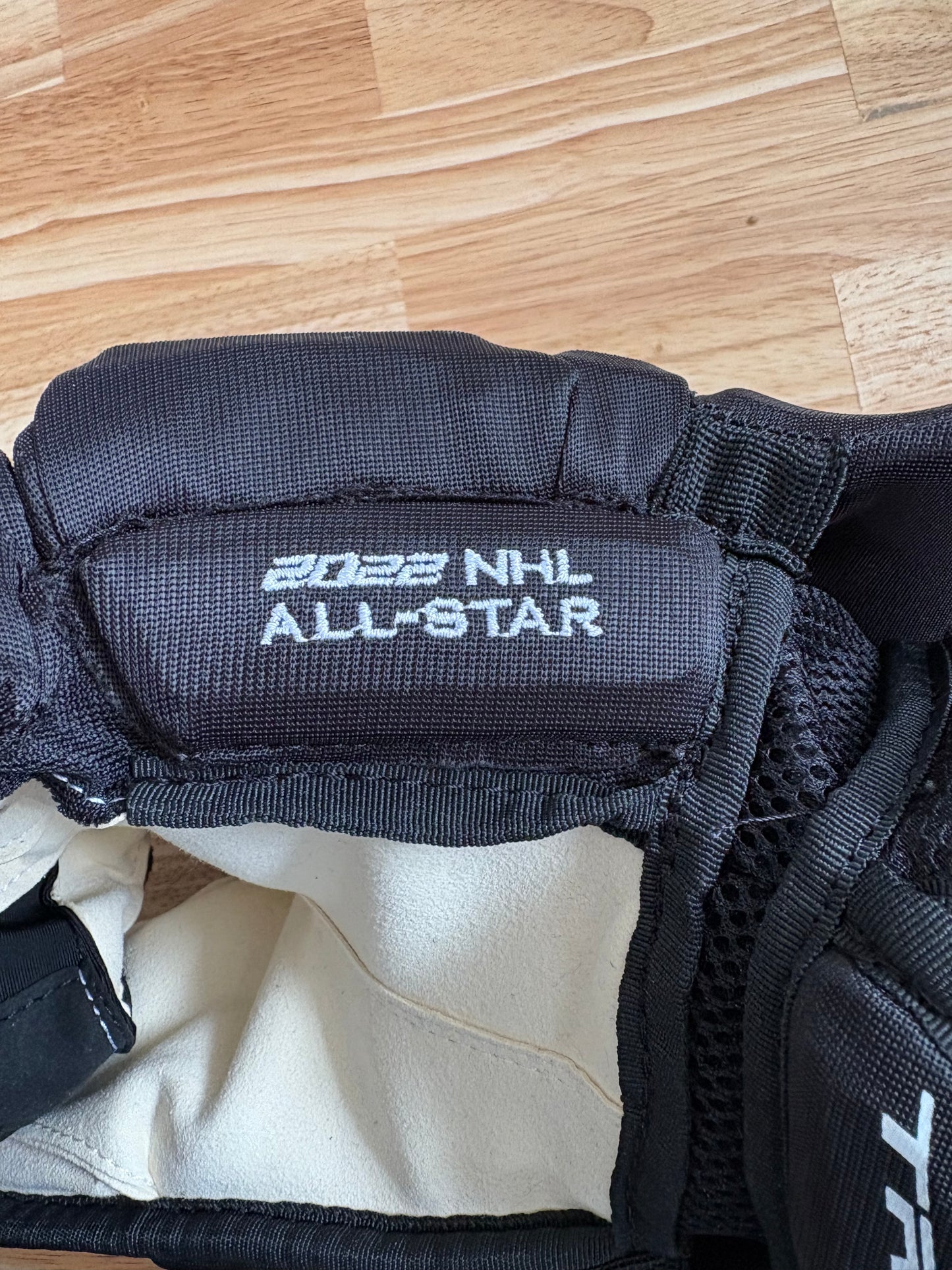 New 2022 NHL ALL-STAR True 14" Pro Stock Catalyst 9X Pro Gloves