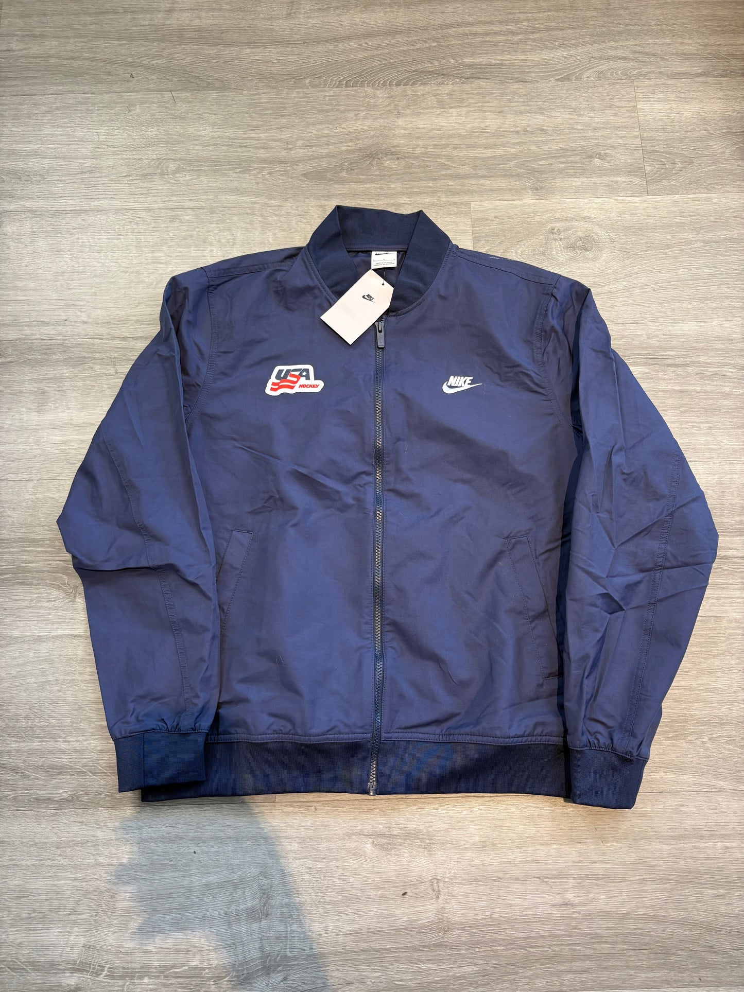 New Nike Team USA Full Zip Light Weight Jacket (Large)