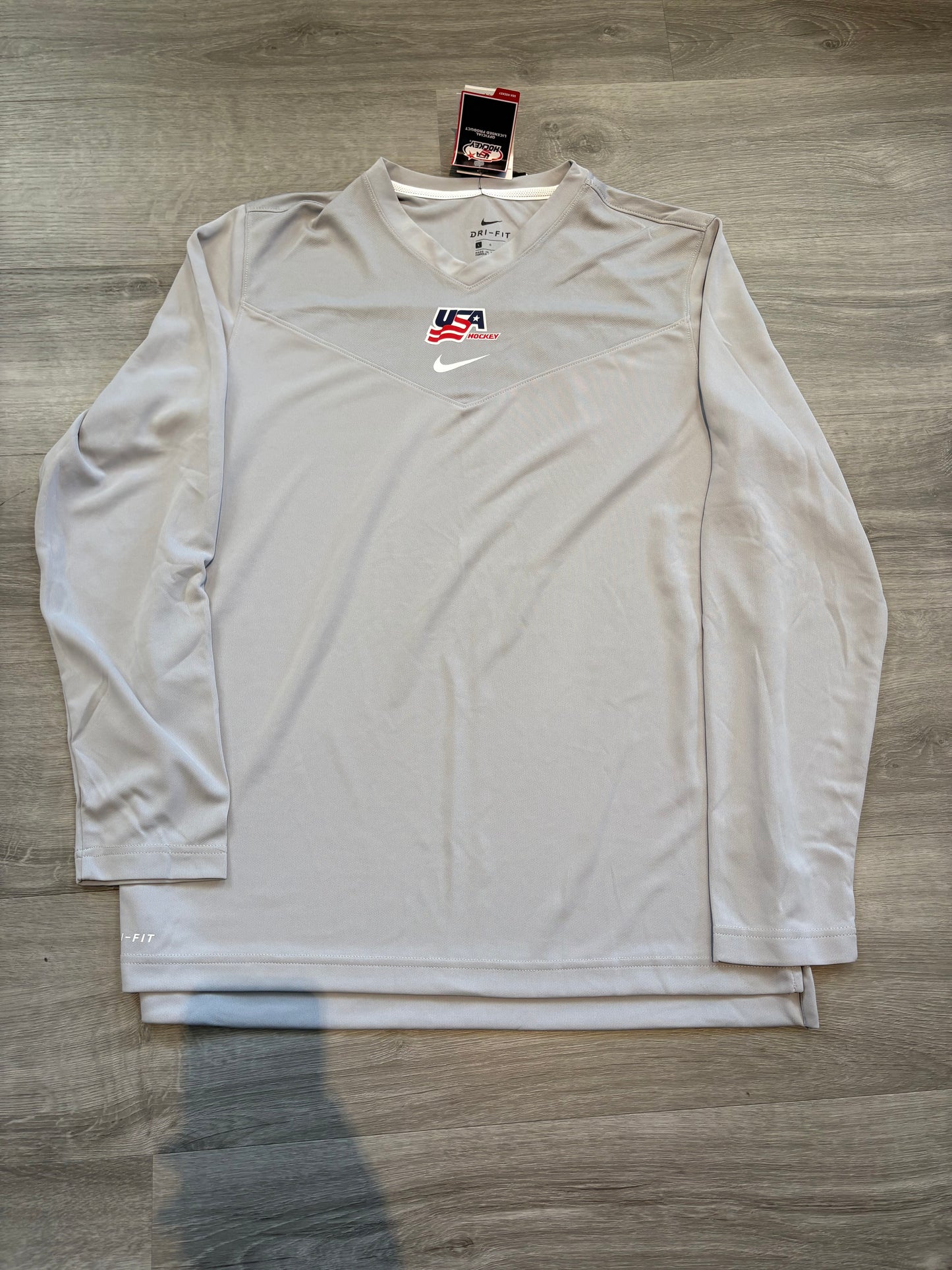 New Team USA Gray Nike Long Sleeve Shirt (Large)