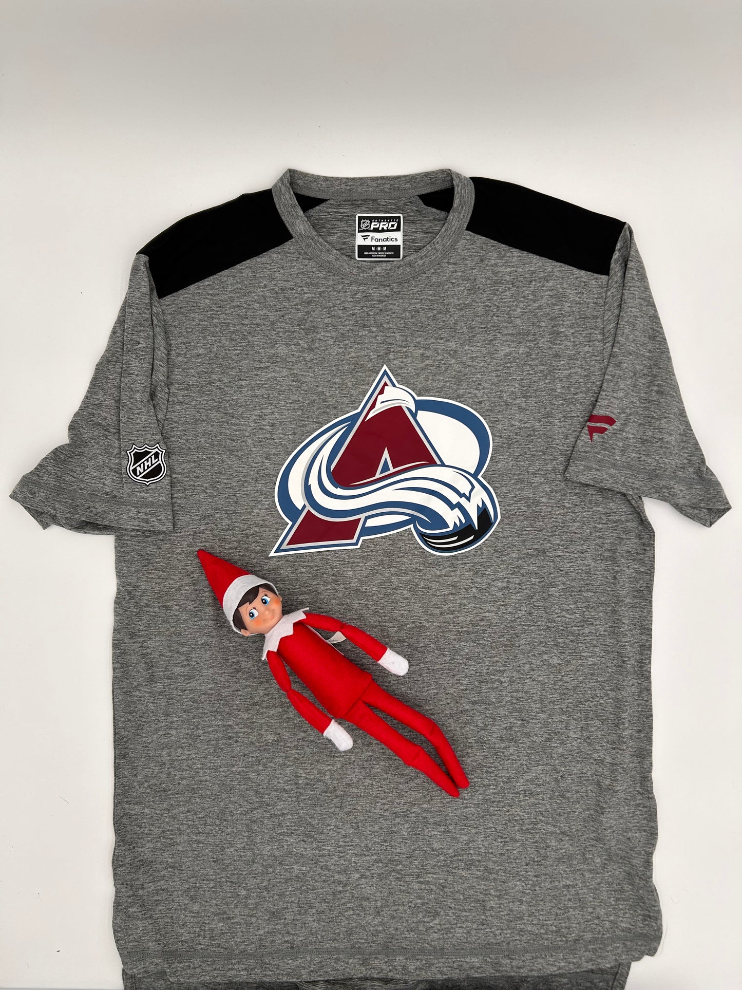 Colorado Avalanche Gray Fanatics T-Shirt