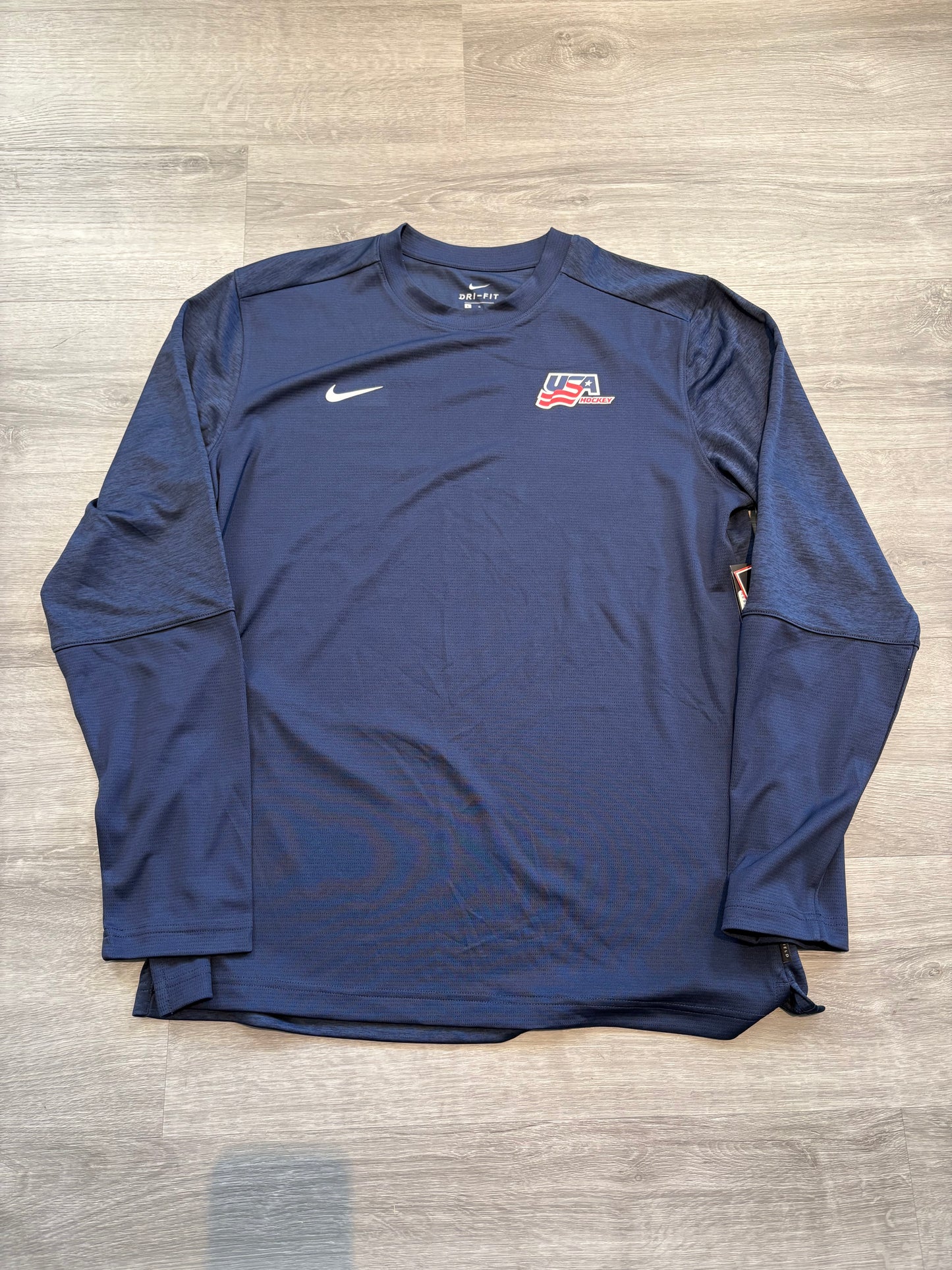 New Team USA Blue Nike Long Sleeve Shirt (Large)