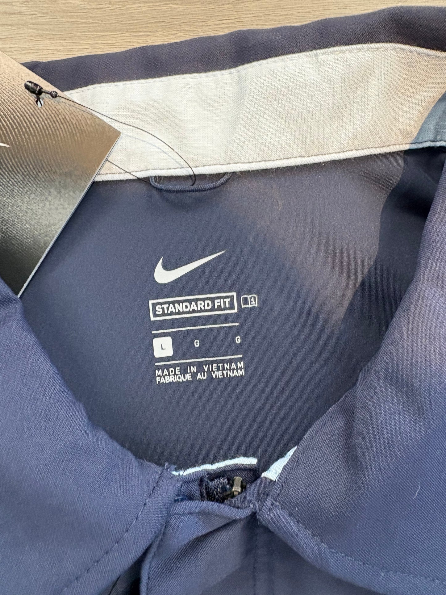 New Nike Team USA Full Zip Light Weight Jacket (Large)