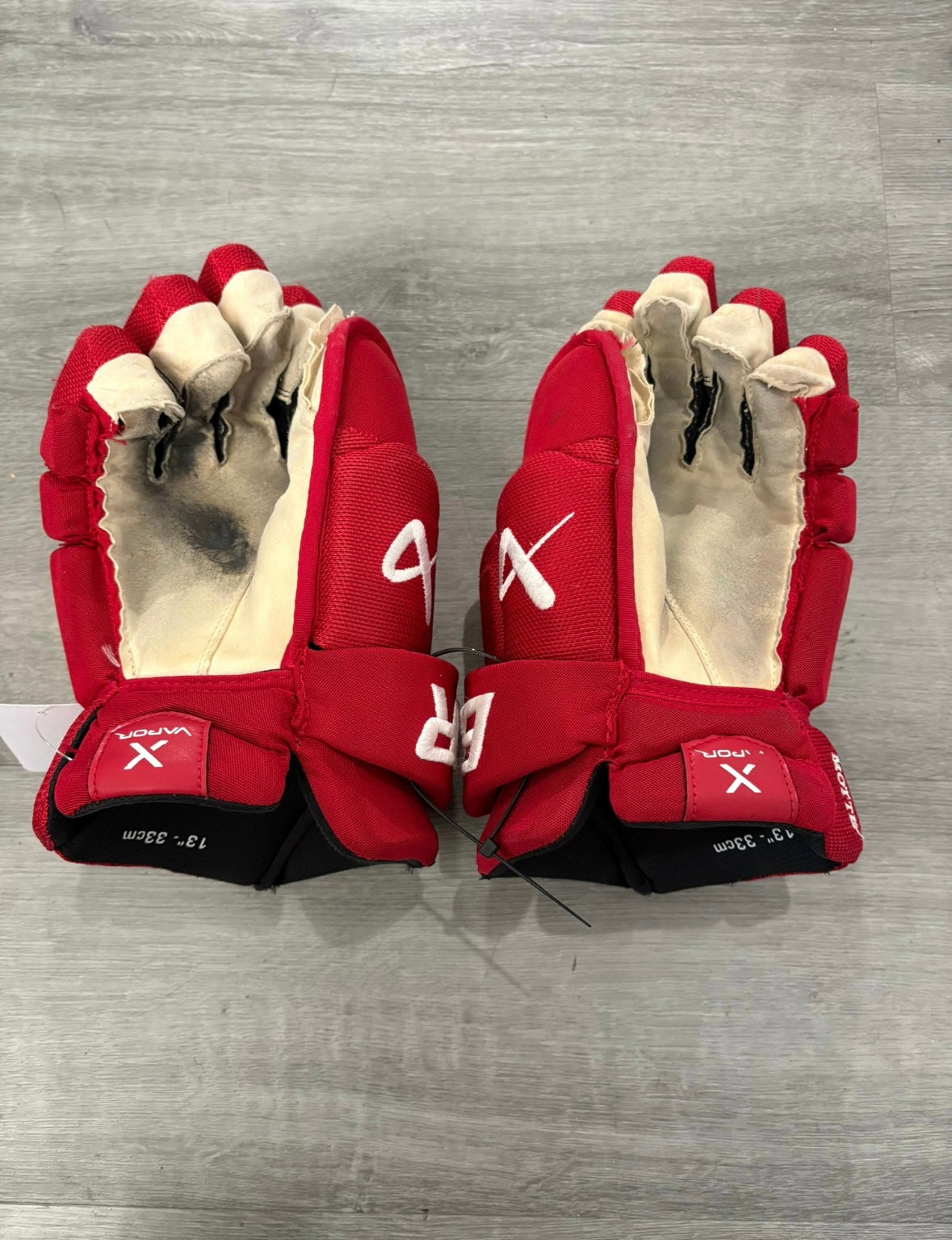 Detroit Red Wings Motte Bauer Vapor Game Worn Gloves