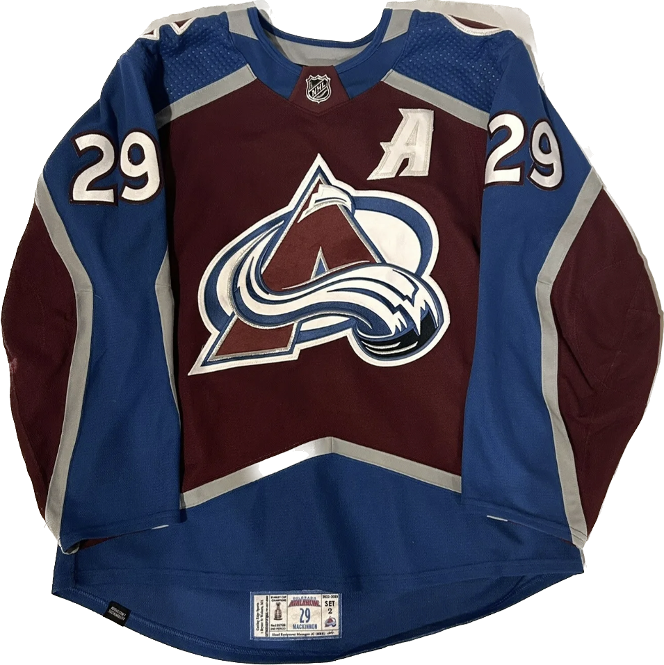 Nathan MacKinnon 2022 23 Colorado Avalanche Home 29 Game Worn