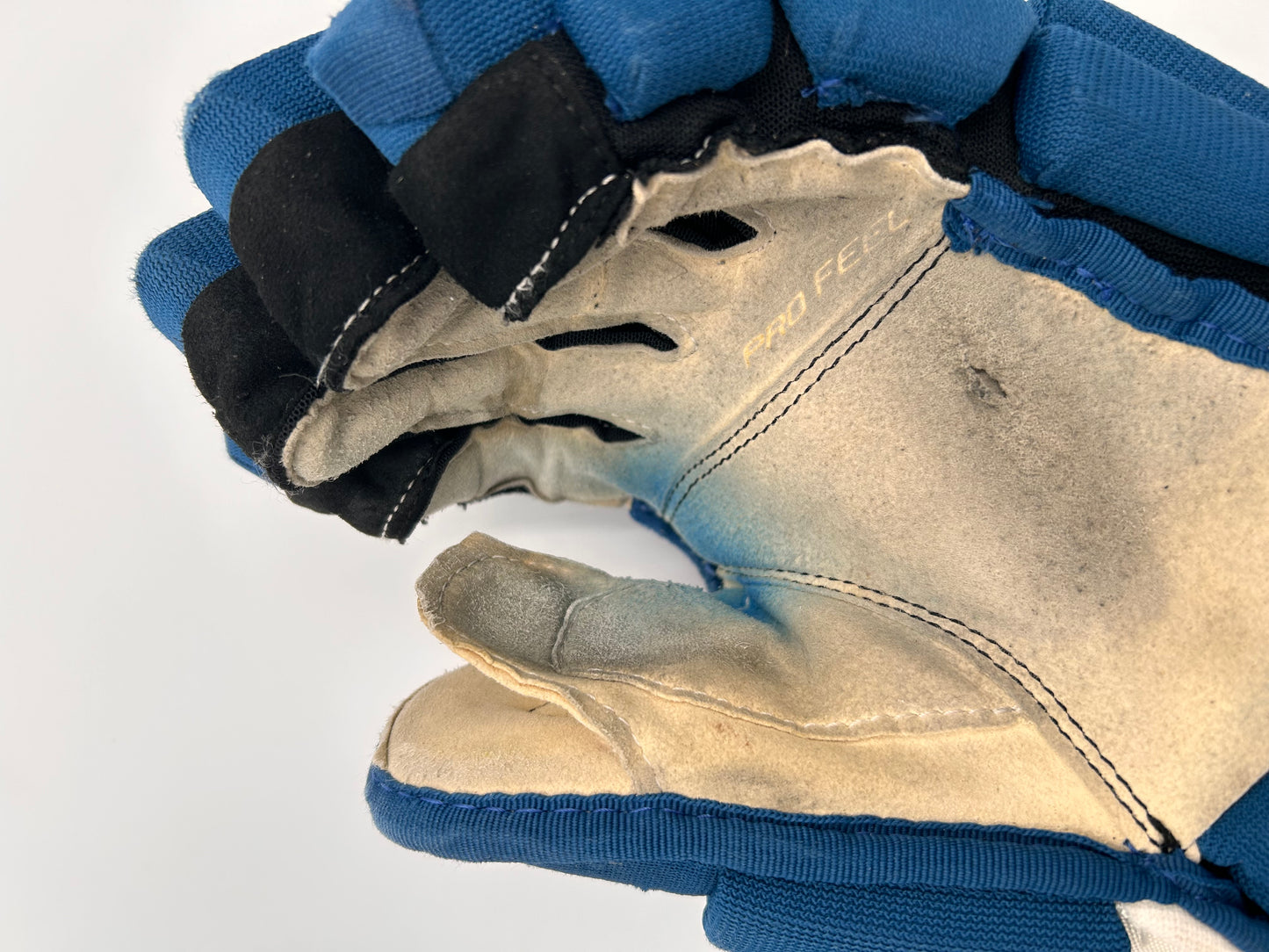 Nathan MacKinnon Colorado Avalanche 2023/24 Game Worn Gloves