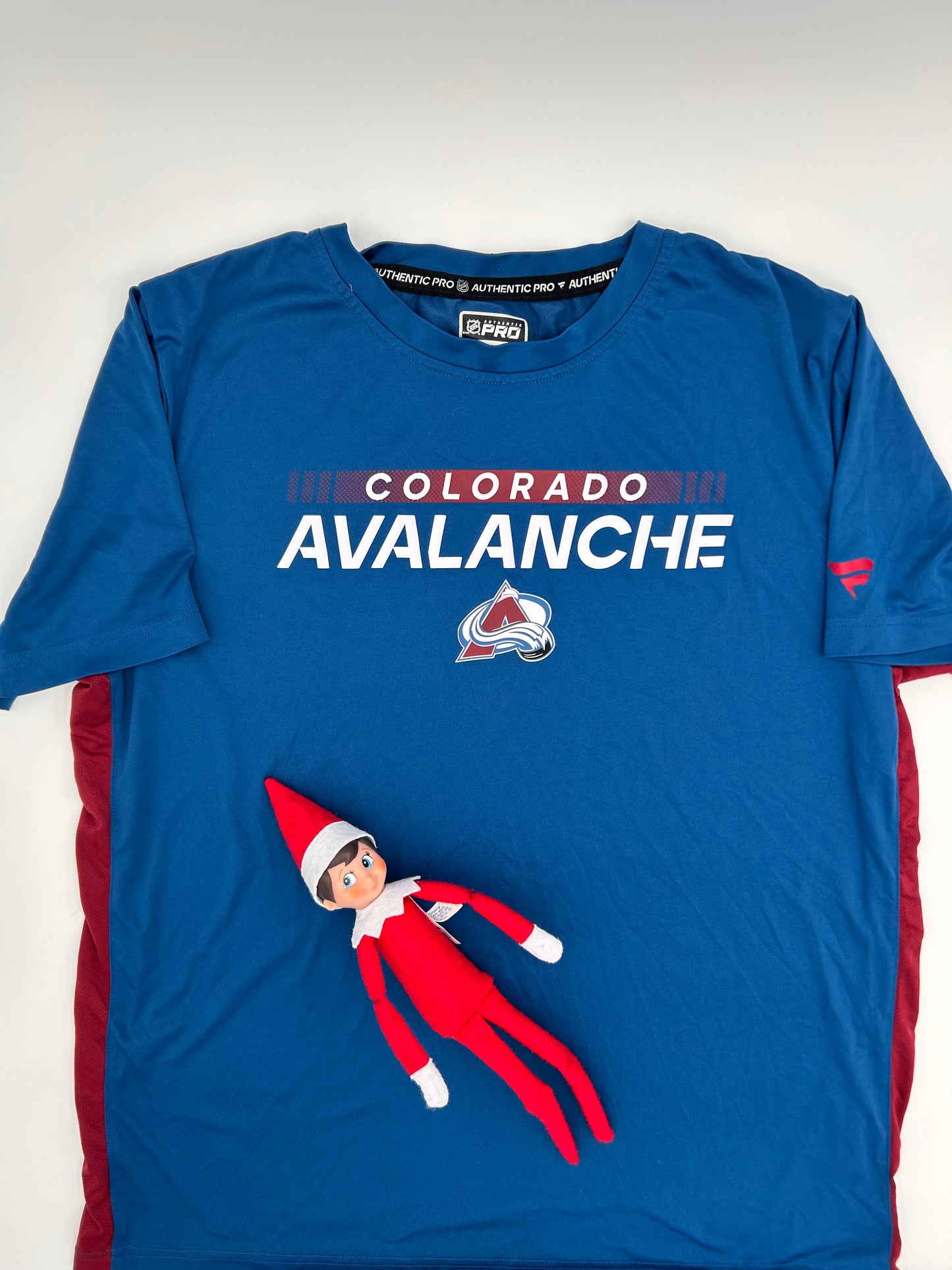 Colorado Avalanche Blue Team Issued Shirt