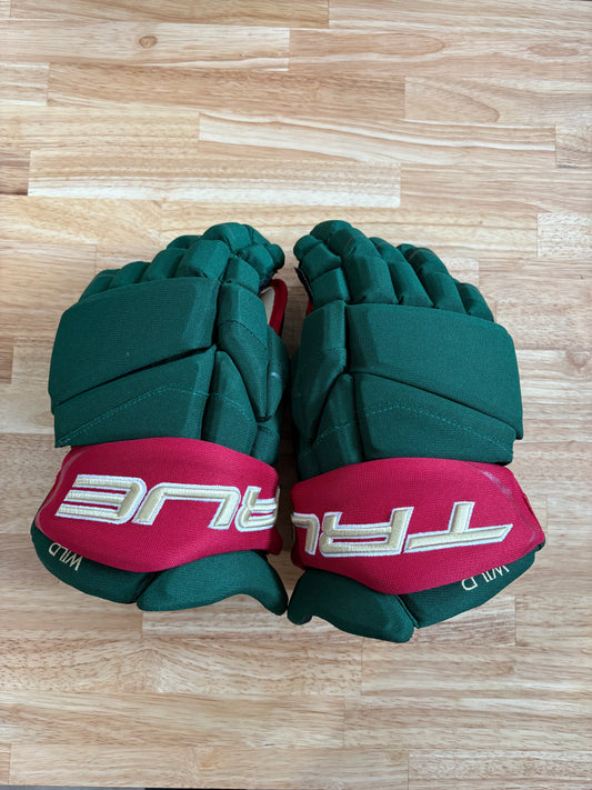 New Minnesota Wild True 13.5" Pro Stock Catalyst 9X Pro Gloves