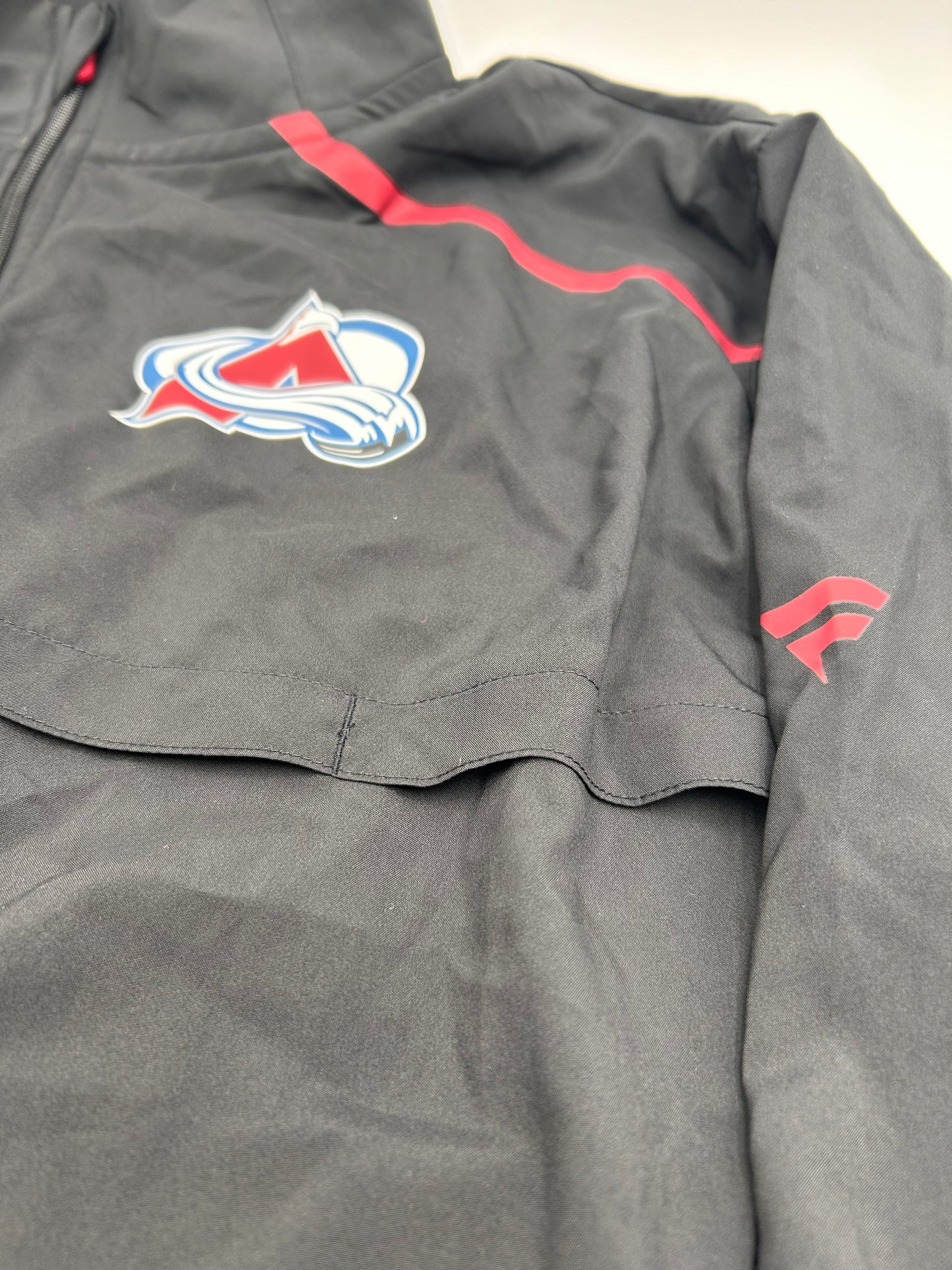 New Colorado Avalanche Fanatics Light Weight Jacket