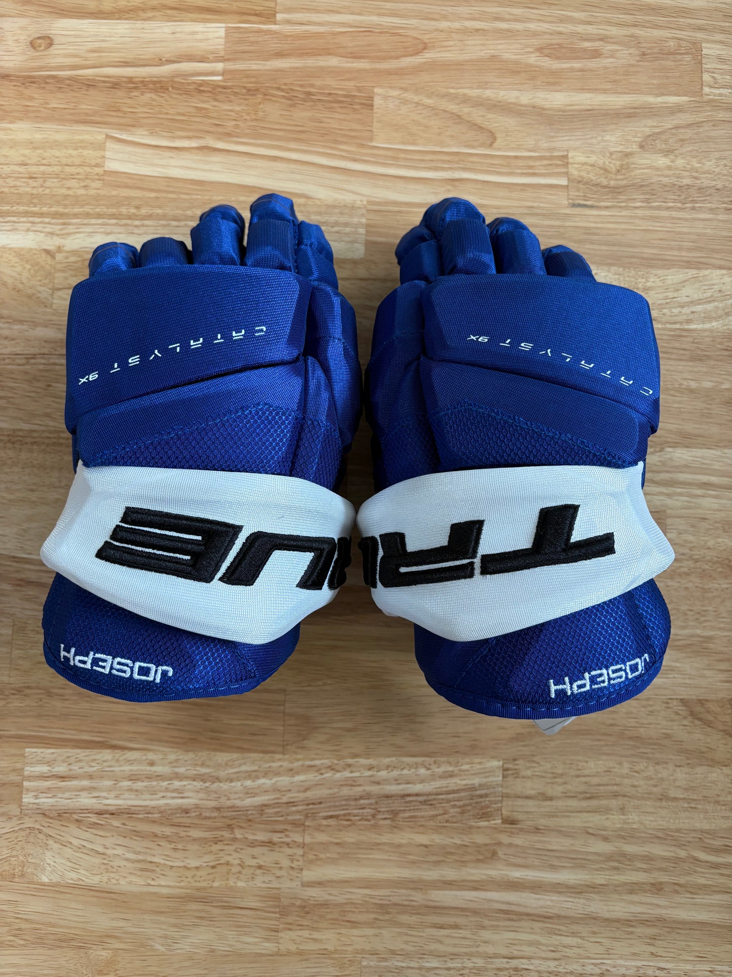 New Tampa Bay Lightning True 13.5" Pro Stock Joesph Catalyst 9X Pro Gloves