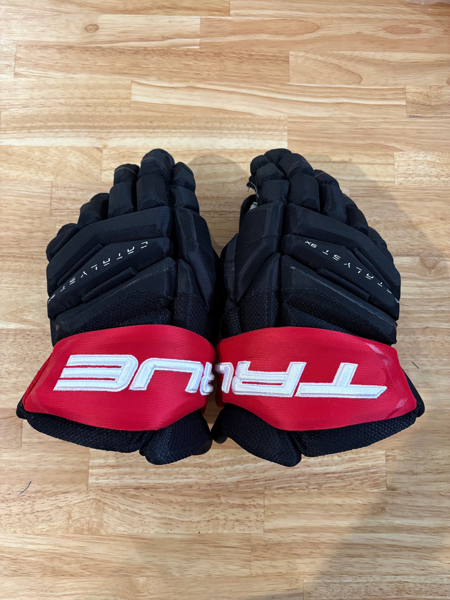 New Team Canada True 13" Pro Stock Spooner Catalyst 9X Pro Gloves