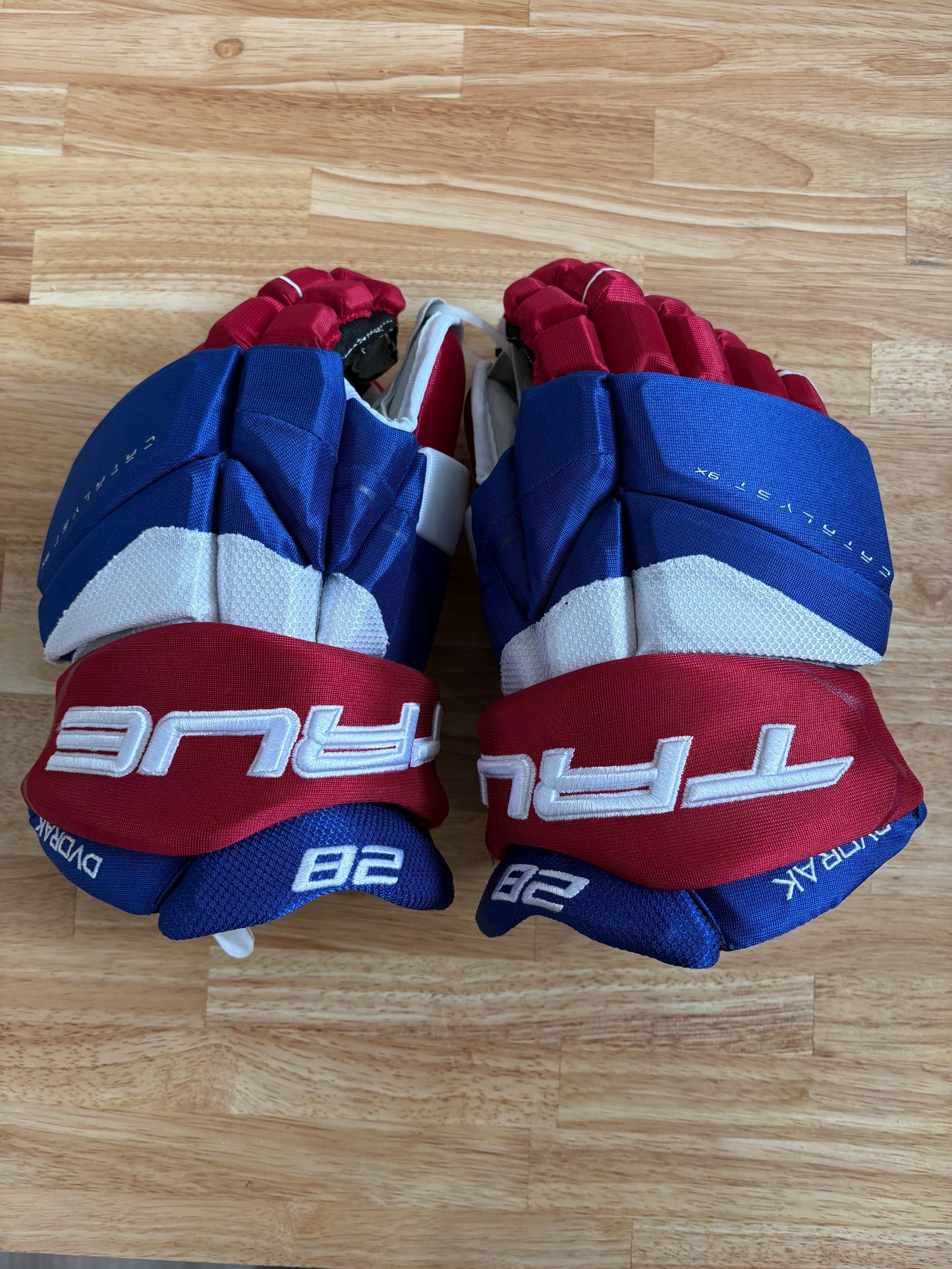 New Montreal Canadians True 14" Pro Stock Dvorak Catalyst 9X Pro Gloves