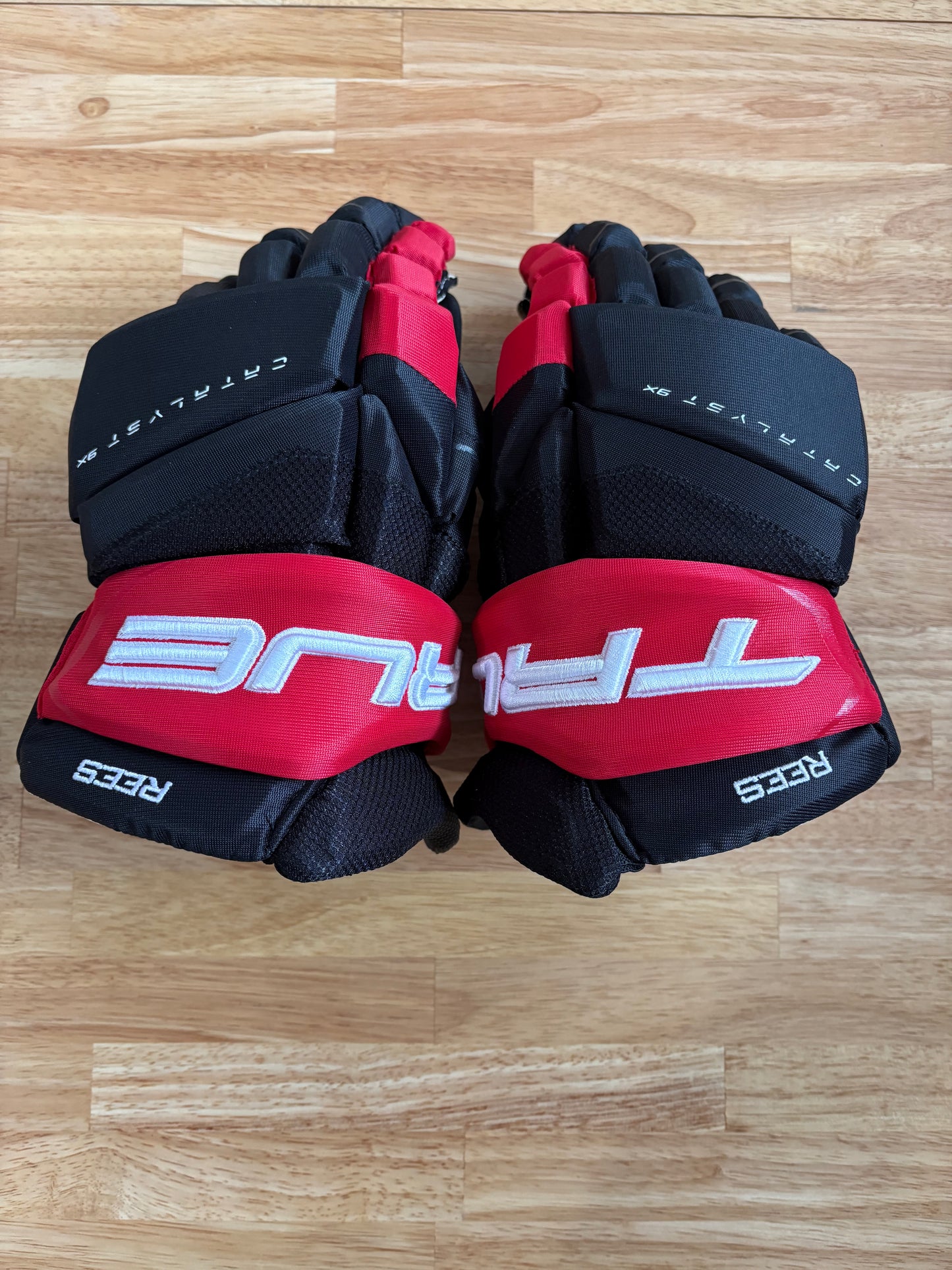 New Ottawa Senators True 13.5" Pro Stock Rees Catalyst 9X Pro Gloves