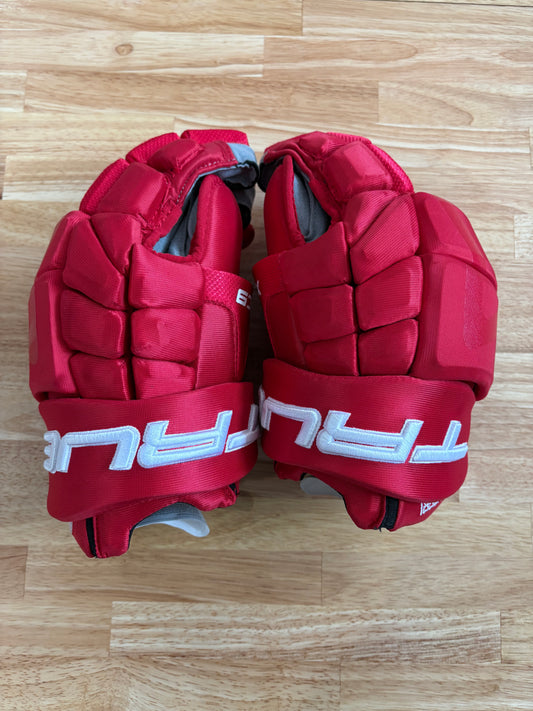 New Detroit Red Wings True 13.5" Pro Stock Fabbri XC9 Pro Gloves