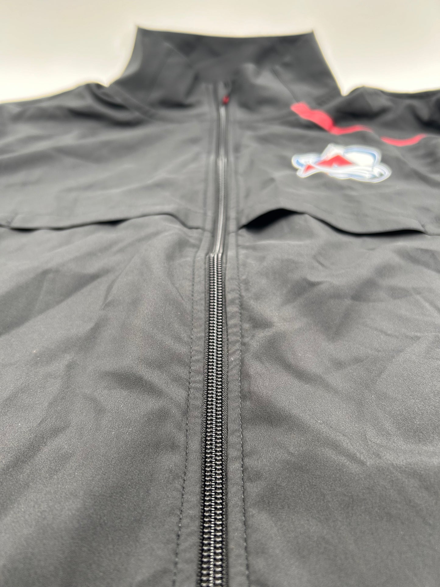 New Colorado Avalanche Fanatics Light Weight Jacket