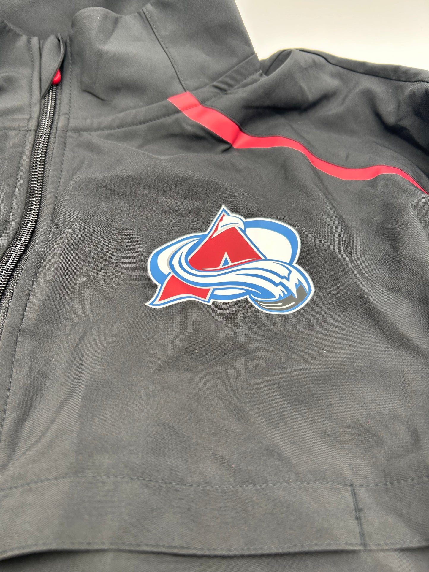 New Colorado Avalanche Fanatics Light Weight Jacket