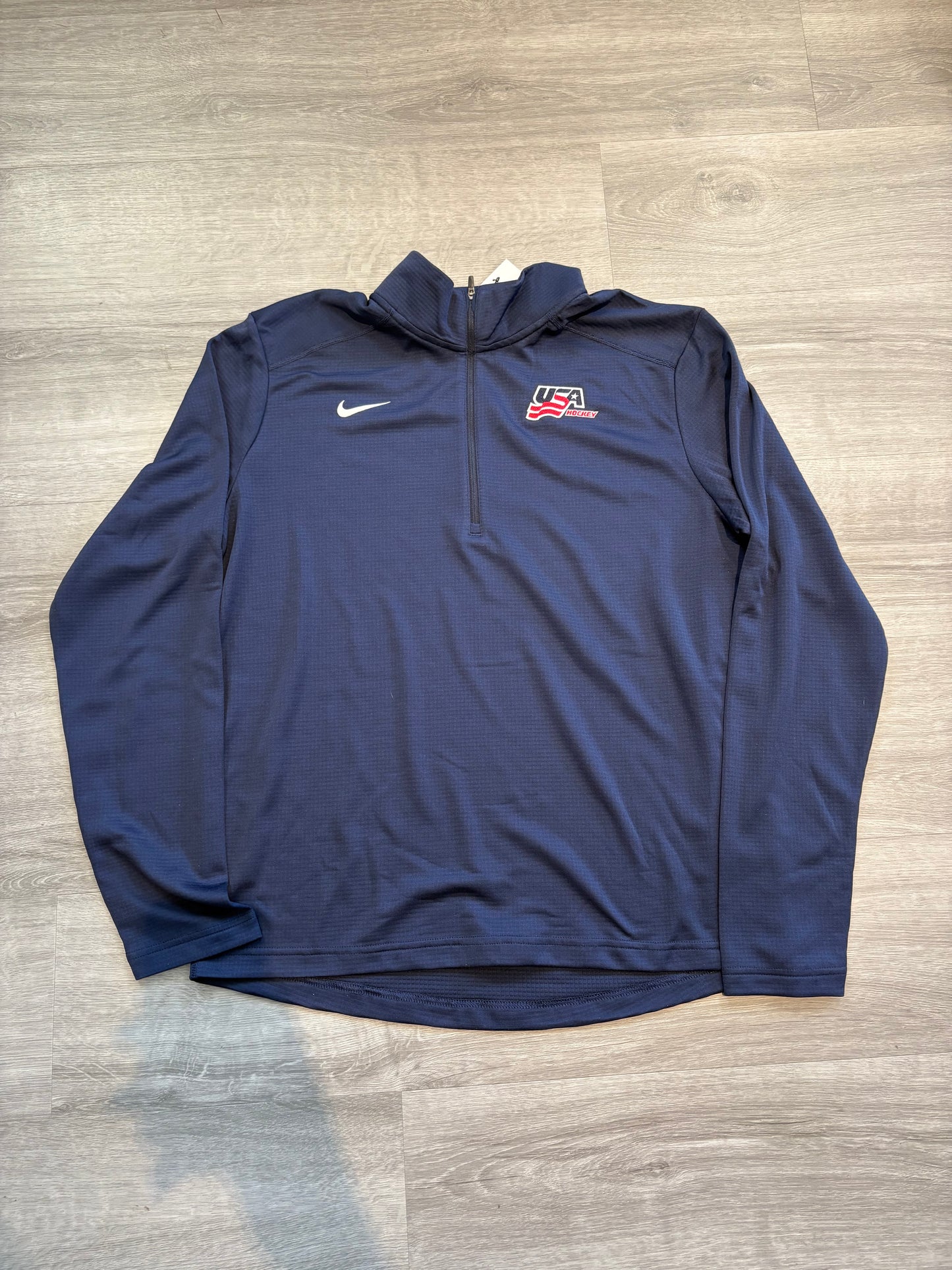 New Nike Team USA 1/4 Zip Light Weight Pullover (Large)