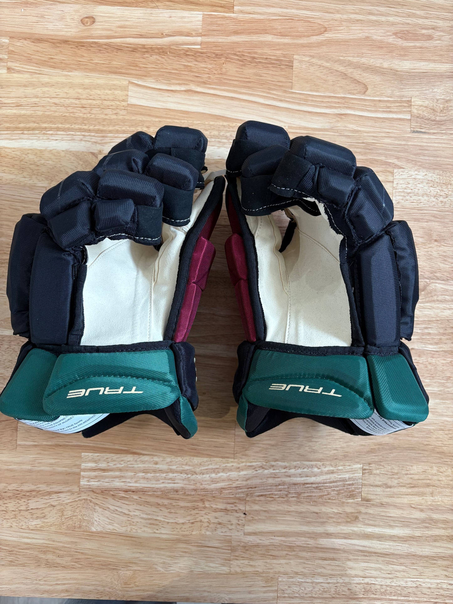 New Arizona Coyotes McBain True 14" Pro Stock Catalyst 9X Gloves